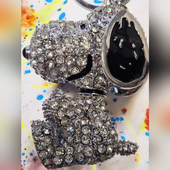 NEW Snoopy Peanuts Pave 3D Crystal Rhinestone Keychain Clip On Bag Charm 5" NWT - Picture 3 of 6